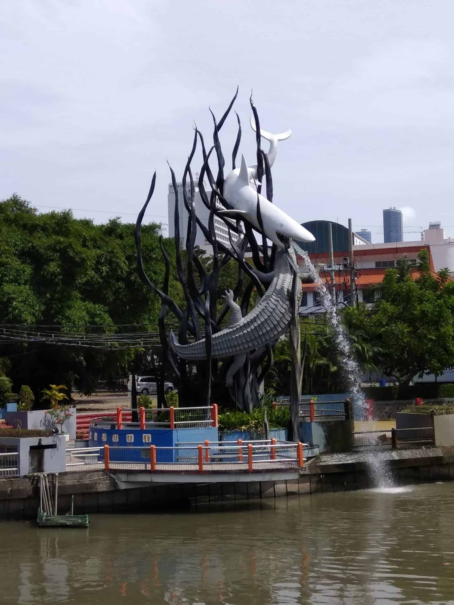 Jalan-Jalan Ke Surabaya